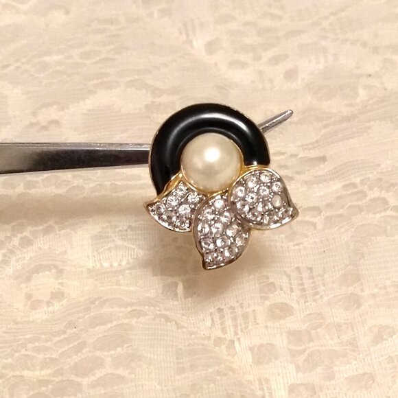 Vintage White Pearl Clear Cubic Zirconia Gold Tone Earrings Pendant - Picture 12 of 16